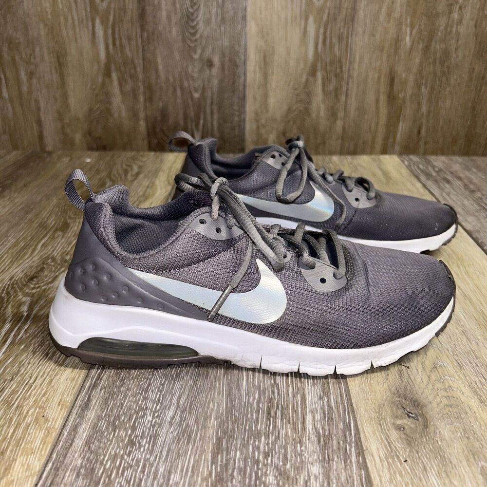 Nike Air Max Motion Low 917654-003 Gray Kids Youth US Size 5Y Sneaker Shoes
